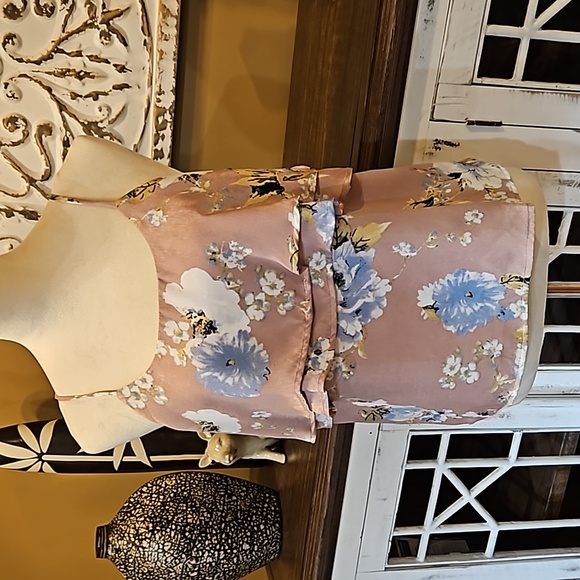 Satin Like Floral Flutter Tank - Picture 2 of 8